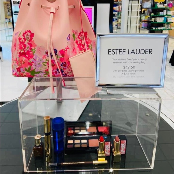 The Wild Blossoms Limited-edition collection - Picture 2 of 2